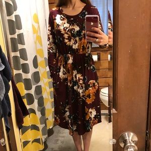 Reb & J 220 floral midi dress size medium
